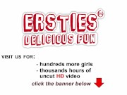 Geile 23-jährige Deutsche masturbiert für dich 2/16