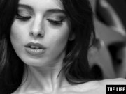 Her big natural tits jiggle as she fingerbangs her hairy pussy 5/16