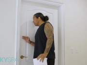 Kinky Spa - Blonde Chloe Temple Can't Pay Her Phone Bill So She Starts Giving Happy Ending Massages 1/16