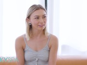 Kinky Spa - Blonde Chloe Temple Can't Pay Her Phone Bill So She Starts Giving Happy Ending Massages 3/16