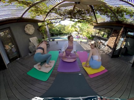 VR BANGERS Great Body Connection During Yoga Class VR Porn