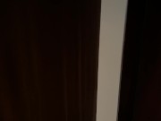 Поймал воровку с поличным. Отсосала незнакомцу. Кончил на лицо. 1/16