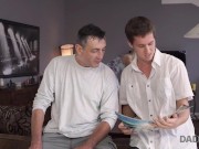 DADDY4K. Hombre de la casa le da buena paliza a la vagina de hijastros GF 1/16