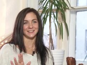 23-jährige deutsche Schönheit vergnügt sich im Bad 15/16