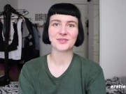 Delphine Toys Her Wet Pussy 16/16