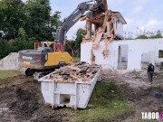 Cory Chase Show Us The Demolition Of Her Studio 5/16