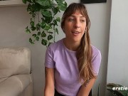 Sexy Babe Masturbates By a Mirror 4/16