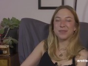 Heißes Bayrisches Mädl vergnügt sich vor Kamera 14/16