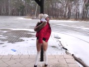 Napalona dziewczyna przy drodze z ekstremalnym orgazmem 6/16