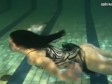 Tiniest sexiest horniest babes swim and masturbate