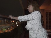 たわわちゃん②素人Kカップ女子がバイブでびくんびくん感じちゃう、高速から見えちゃいそうなバルコニーで 15/16