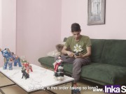 Carlitos el niño Inka humilla a repartidora venezolana 1/16