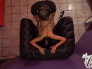 un cliente nos pide un baile y no se permite coger y aun asi lo hacemos 16/16