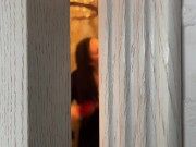 Spying on a mom who was preparing for hard sex 1/16