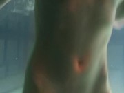 Lesbians and solo girls make out underwater 13/16