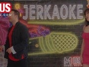 Come and check out Bella Rolland and her costar Codey Steele play some games! 1/16