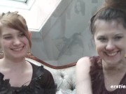 Deutsche Studentin fesselt und verwöhnt ihre österreichische Freundin 13/16