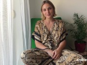 Ophelia Gives Us a Sexy Show