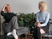 Nympha Plays With Ulula's Pussy 7/16