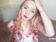 Blonde Babe Plays With a Dildo 15/16