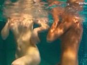 Babes swim strip and have fun underwater 15/16