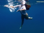 Enjoy thick chicks underwater lesbians 6/16