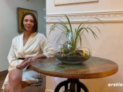 Eve Enjoys Sexy Fun With a Dildo 4/16