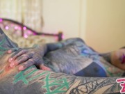 Tattoo Busty Girl Masturbating, Playing With Her Pussy And Ass, Rides Her Anal With A Big Toy And Gapes Prolapse TATTOO girl 13/16