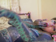 Tattoo Busty Girl Masturbating, Playing With Her Pussy And Ass, Rides Her Anal With A Big Toy And Gapes Prolapse TATTOO girl 14/16