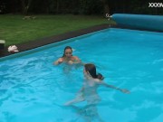 Marfa touches Emerald Ocean babe in the pool 16/16