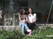 Freundinnen aus Kassel drehen ein intimes Sexvideo 3/16