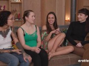 Lesbians Play With Sexy Toys 9/16