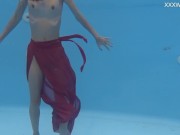 Petite ultra hot pornstar Hermione Ganger in the pool 12/16