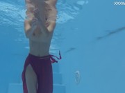Petite ultra hot pornstar Hermione Ganger in the pool 14/16