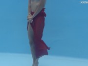 Petite ultra hot pornstar Hermione Ganger in the pool 7/16