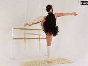 Spreading her legs and wearing a mask Myra Zavisalo 5/16