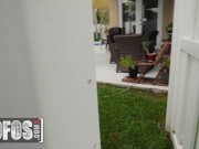 Mofos - Vivian Taylor Sunbathes Naked By The Pool & Catches Her New Neighbor's Attention 2/16