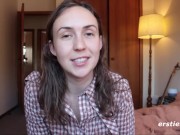 Sexy Babe Gives Us a Sexy Tour 13/16