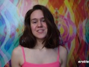 Sexy Babe Masturbates By a Mirror 9/16