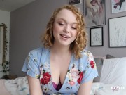 Sarah Plays With a Vibrator 4/16