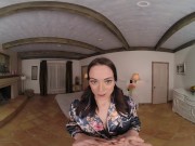 Natural Babe Sophia Burns Cheats Her Hubby With Butler VR Porn 4/16