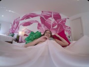 Your girlfriend wakes up horny and plays with herself in virtual reality 5/16
