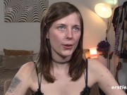 22-Jährige aus Stuttgart besorgt es sich selber mit Lieblings-Toys 2/16