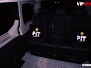 VIP SEX VAULT - Redhead Vanessa Shelby Lets Cabbie Fuck Her Pussy Hard 2/16