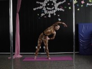 Tamara Neto enjoys being flexible and stretchy 1/16