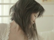 Small titty teenager Fen shows off her shaved pussy & rubs her hard nipples, teasing you from her bed while she masturbates i 6/16