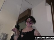 La ragazza greca Elena Trombakis è timida ma umida 1/16