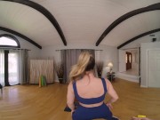 Lustful Blonde Summer Vixen Working On Your Endurance VR Porn 3/16