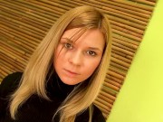 Long Legged Model Paloma Displays Her Young Meaty Pussy! 7/16