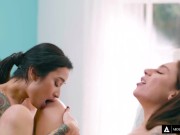 Kinky Lesbian Couple Caught Scissoring In Open House! 11/16